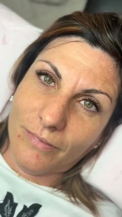 Extension ciglia naturali, ritratto della cliente